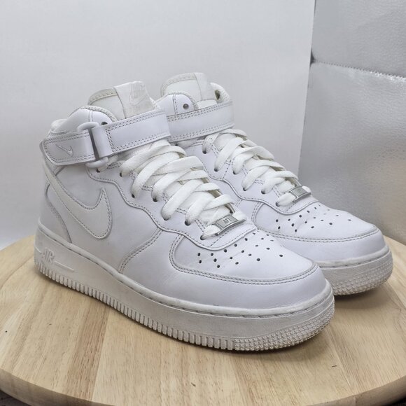 Women’s Size 7.5 - Nike Air Force 1 ‘07 Mid - White/White - 366731-100 - Picture 5 of 9